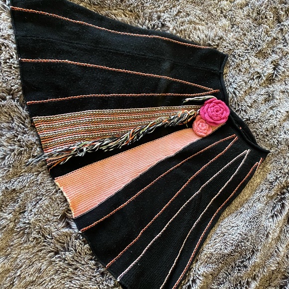 BCBGMAXAZRIA poncho - Picture 1 of 3